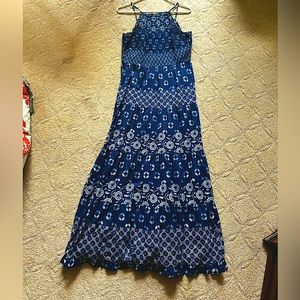 Gorgeous Ann Taylor Maxi Dress